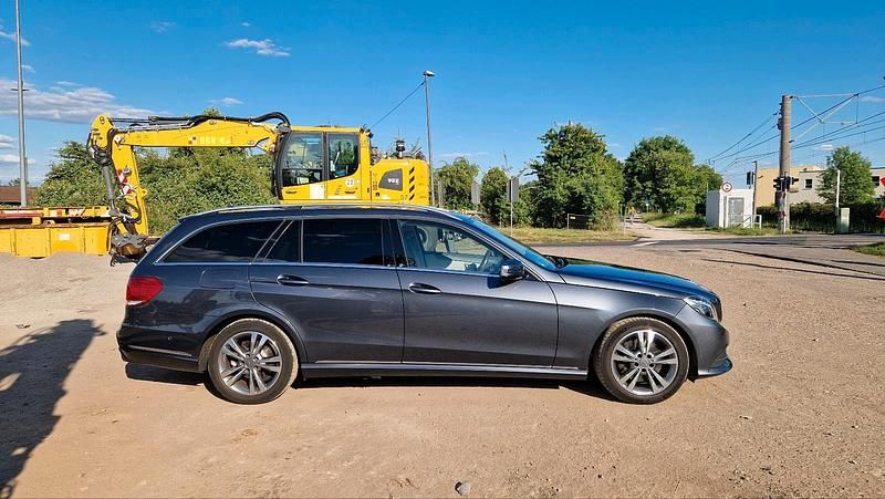 Usata Mercedes E350 252 CV (185 kW) 2013 Grigio Station wagon