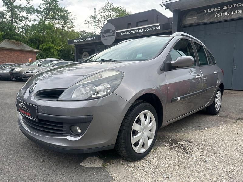 Grau Gebraucht 2009 Renault Clio GrandTour Dynamique Kombi | 3.800 € - Bild 1/4