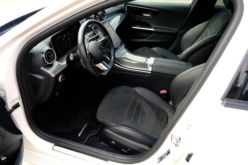 Gebraucht Mercedes C180 AMG line 170 PS (125 kW) 2022 Weiß Kombi