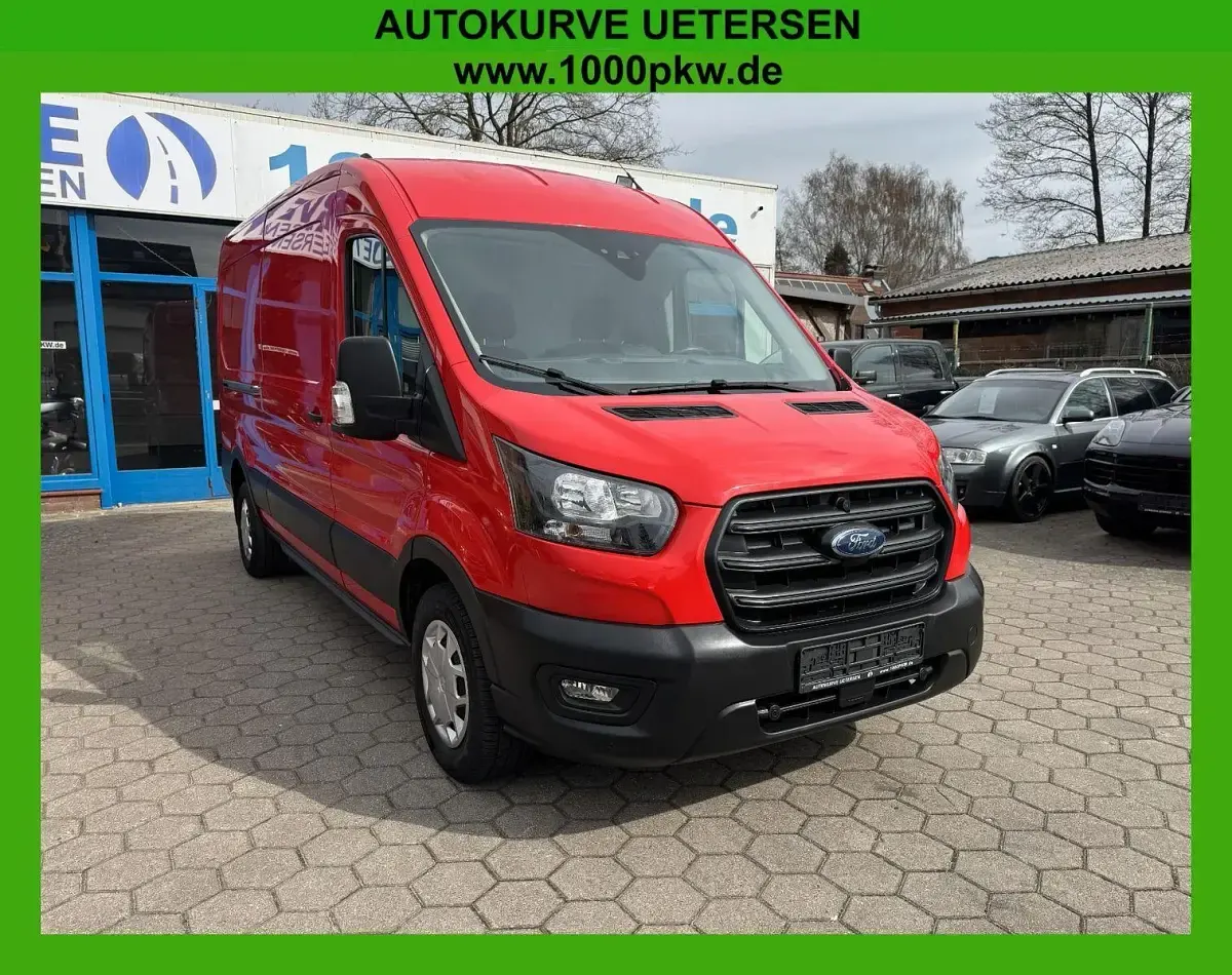 Używany Ford Transit 105 KM (77 kW) 2022 Czerwony Minivan