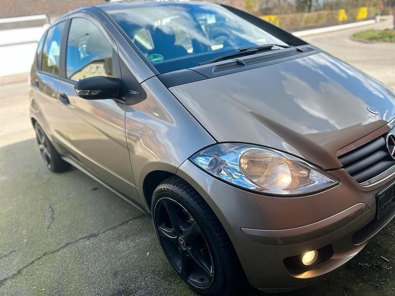 Gebraucht Mercedes A170 116 PS (85 kW) 2005 Gold Kleinwagen