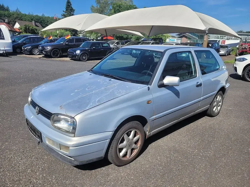 Gebraucht VW Golf III 75 PS (55 kW) 1997 Silber Limousine