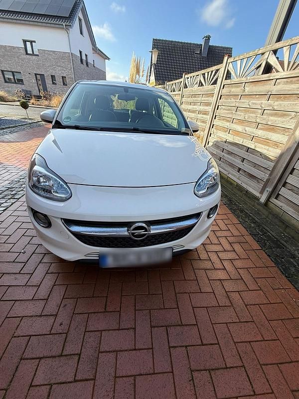 Używany Opel Adam 115 KM (84 kW) 2016 Biały Hatchback