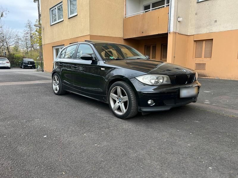 Gebraucht BMW 118 136 PS (100 kW) 2006 Schwarz Kleinwagen