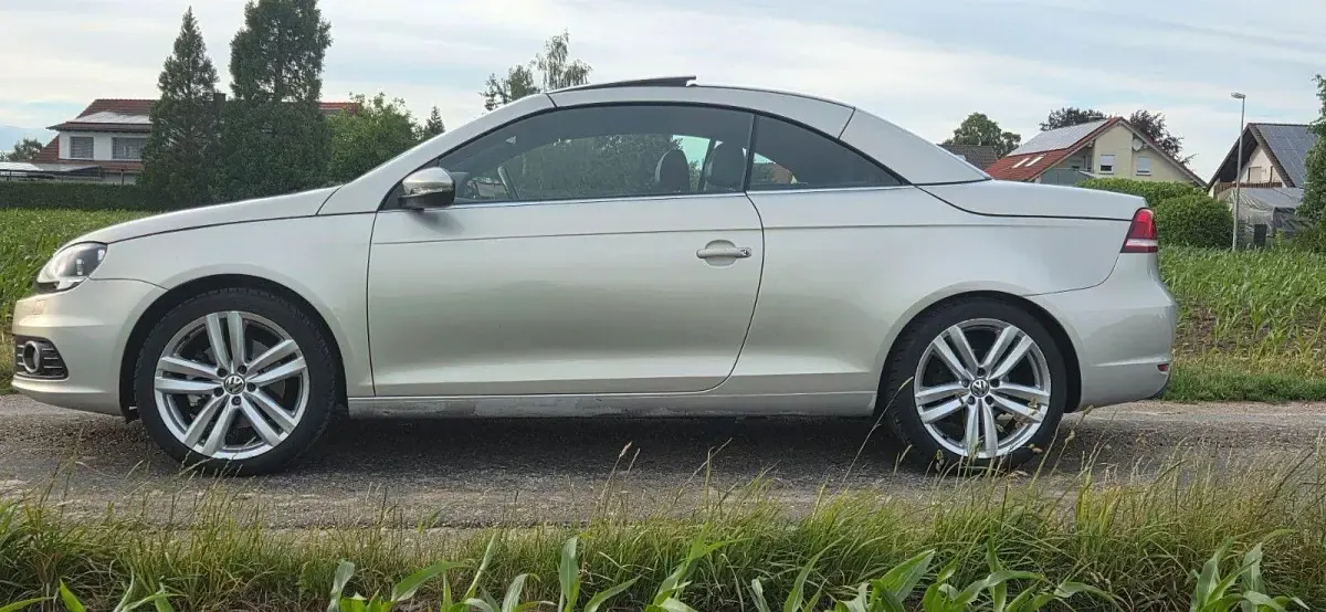 Gebraucht VW Eos Sportline 211 PS (155 kW) 2012 Silber Cabrio