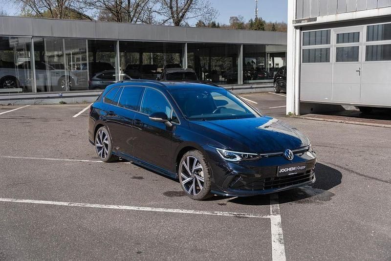 Gebraucht VW Golf VIII Style 131 PS (96 kW) 2024 Schwarz Kombi