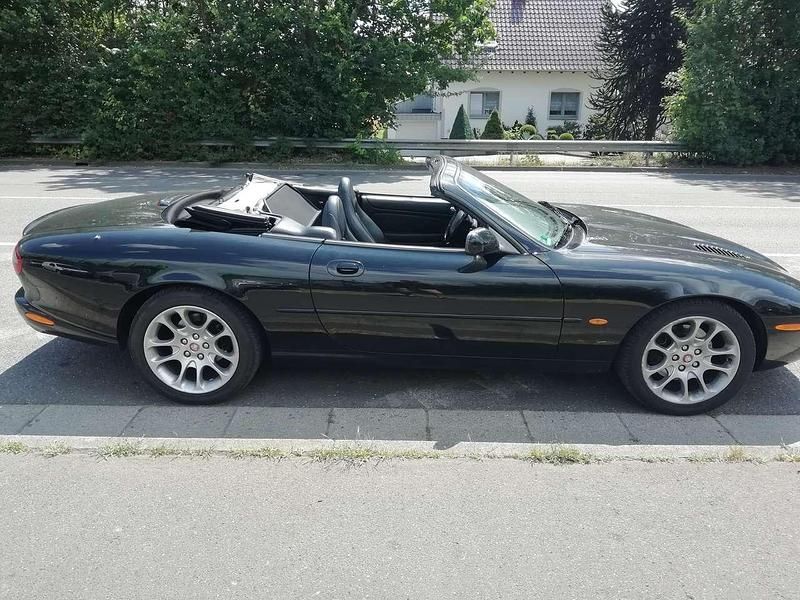 Gebraucht Jaguar XKR 363 PS (266 kW) 1999 Schwarz Cabrio