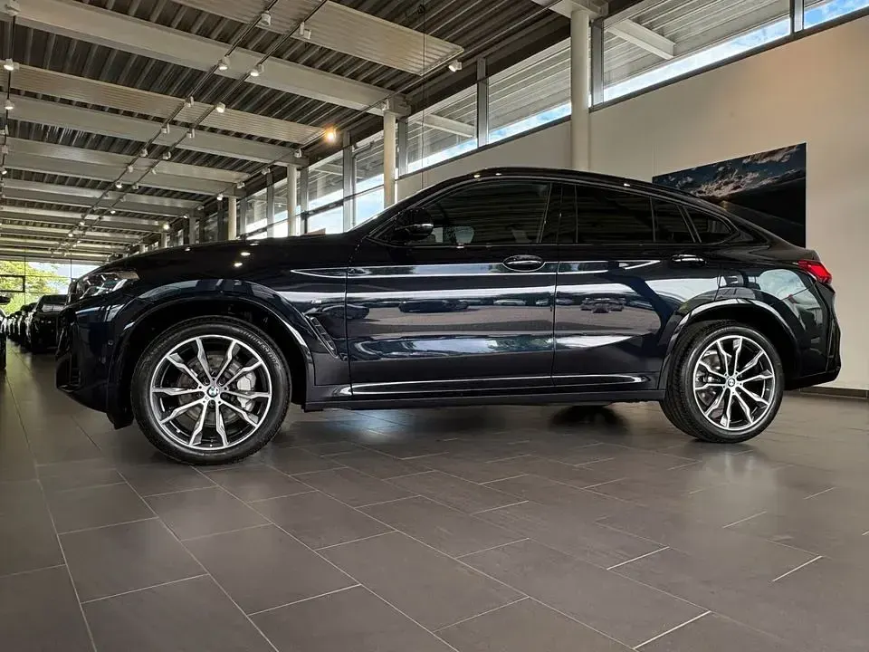 Gebraucht BMW X4 Performance 286 PS (210 kW) 2025 Schwarz SUV