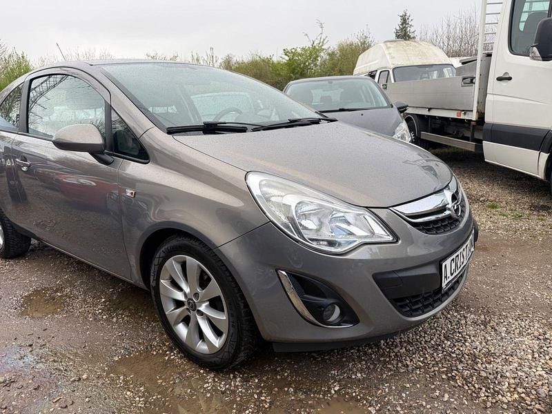 Gebraucht Opel Corsa Cosmo 86 PS (63 kW) 2012 Braun Kleinwagen