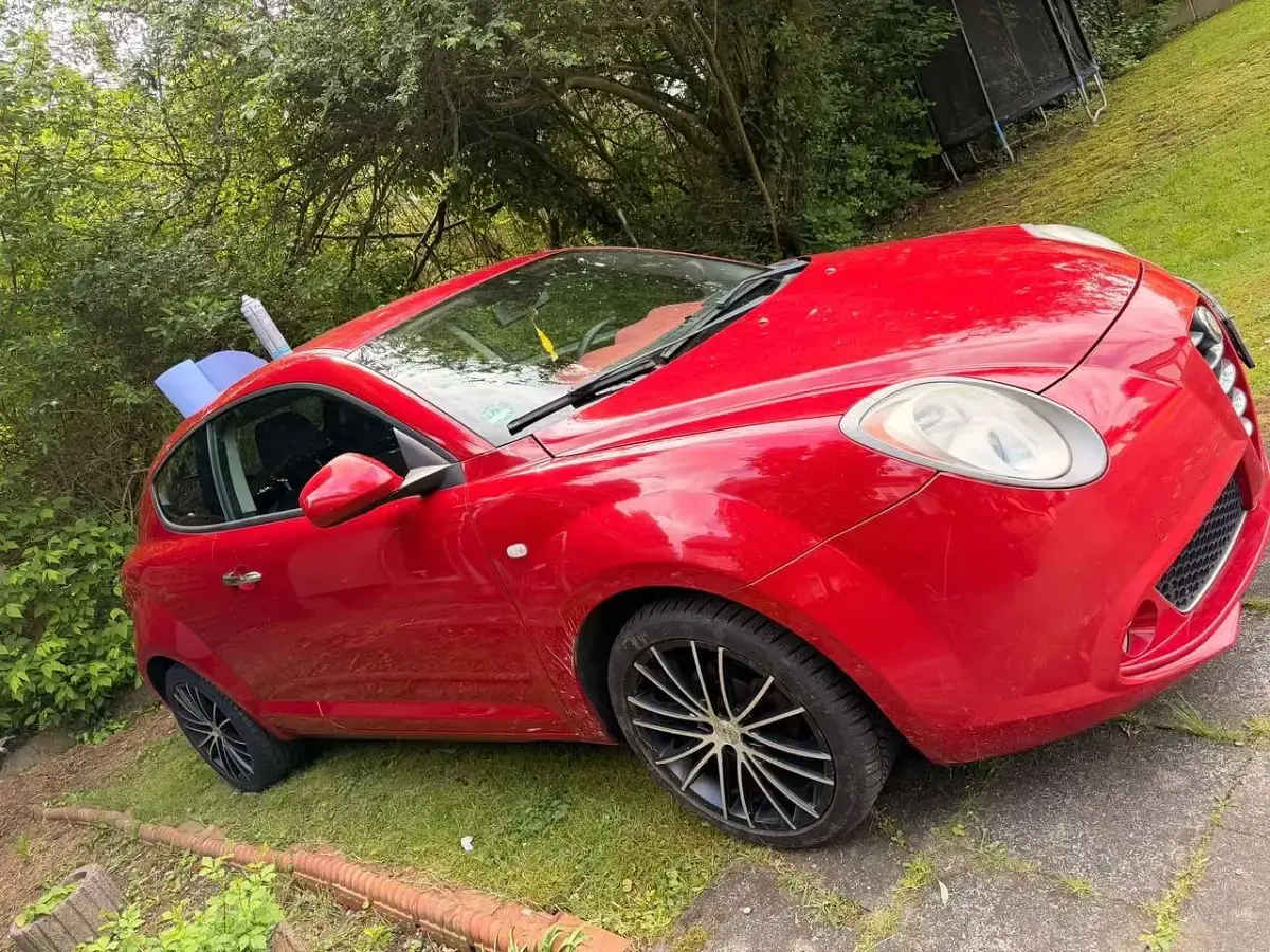 Gebraucht Alfa Romeo MiTo Turismo 95 PS (69 kW) 2008 Rot Kleinwagen