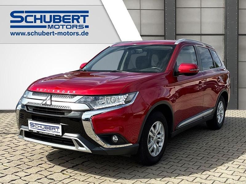 Rot Gebraucht 2020 Mitsubishi Outlander Diamant Edition SUV | 18.980 € (Fairer Preis) - Bild 1/4