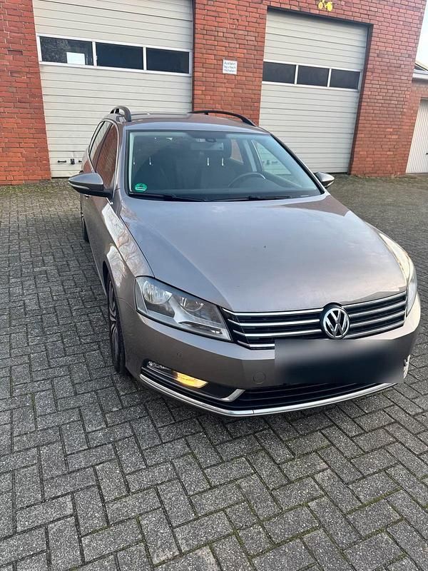 Gebraucht VW Passat 160 PS (117 kW) 2011 Kombi