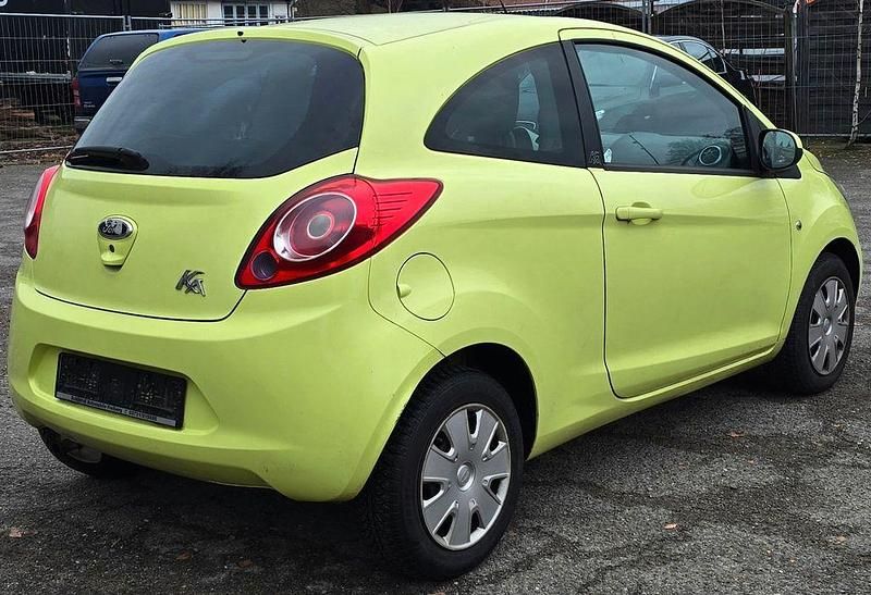 Grün Gebraucht 2009 Ford Ka Kleinwagen | 1.650 € (Superpreis) - Bild 1/4
