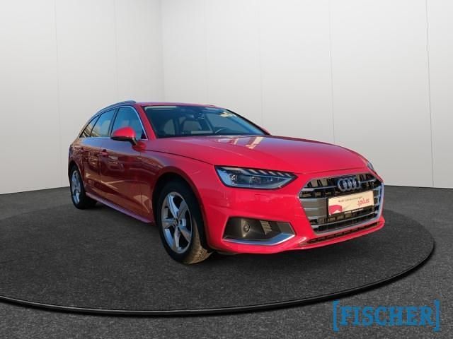 Gebraucht Audi A4 Advanced 163 PS (119 kW) 2024 Progressivrot metallic Kombi