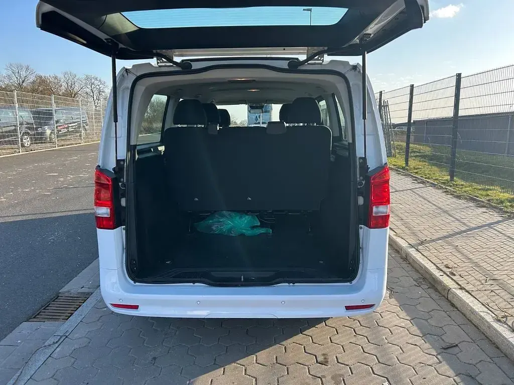 Gebraucht Mercedes Vito 163 PS (119 kW) 2021 Weiß Van