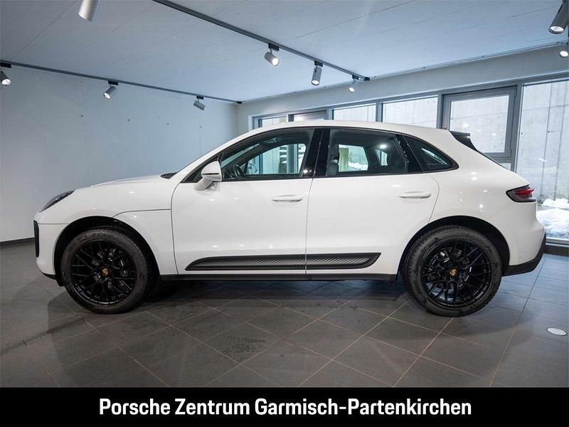 Gebraucht Porsche Macan 265 PS (194 kW) 2024 Pure white SUV