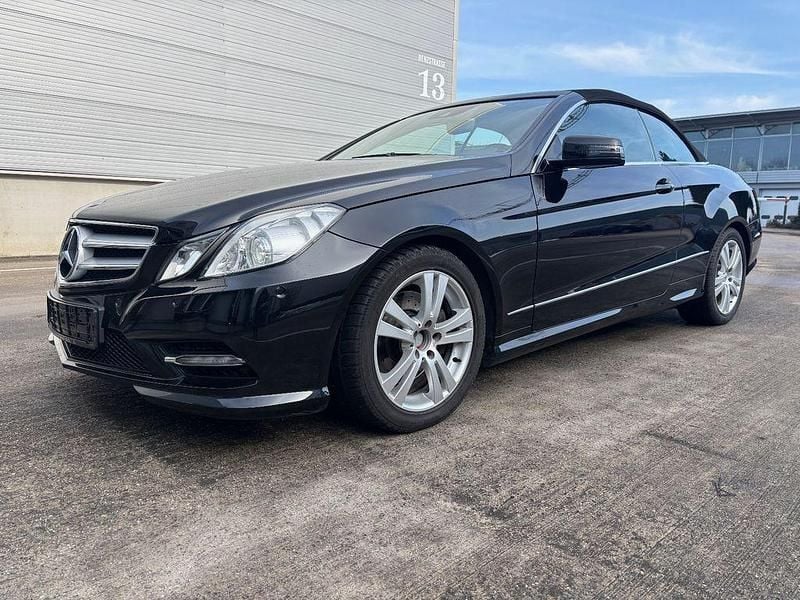 Gebraucht Mercedes E350 265 PS (194 kW) 2013 Schwarz Cabrio