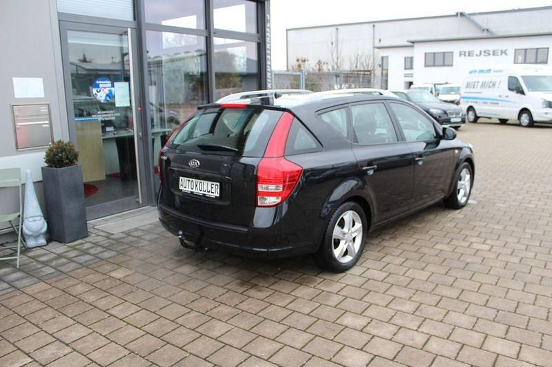 Gebraucht Kia Ceed Sportswagon 90 PS (66 kW) 2012 Schwarz Kombi
