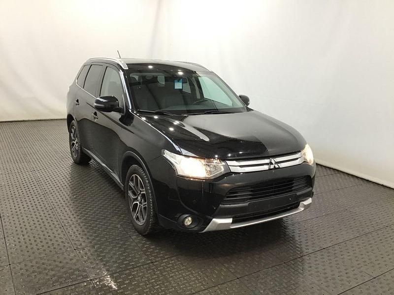 Gebraucht Mitsubishi Outlander 150 PS (110 kW) 2015 SUV