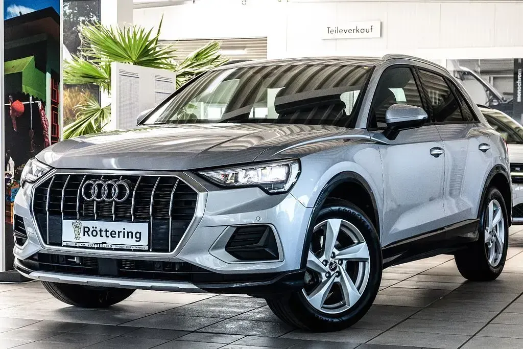 Gebraucht Audi Q3 Advanced Plus 150 PS (110 kW) 2022 Silber SUV
