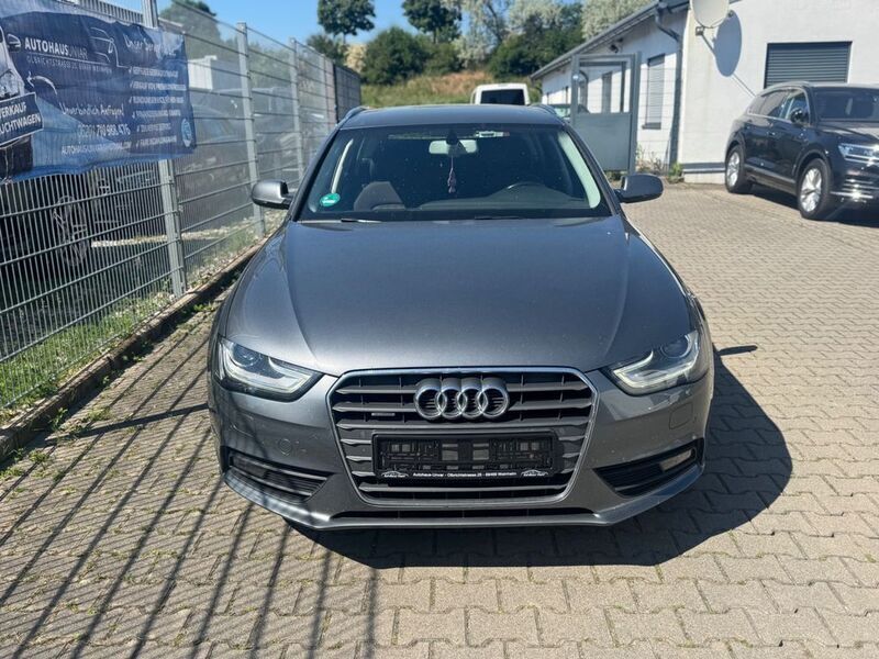 Gebraucht Audi A4 Ambition 150 PS (110 kW) 2014 Grau Kombi