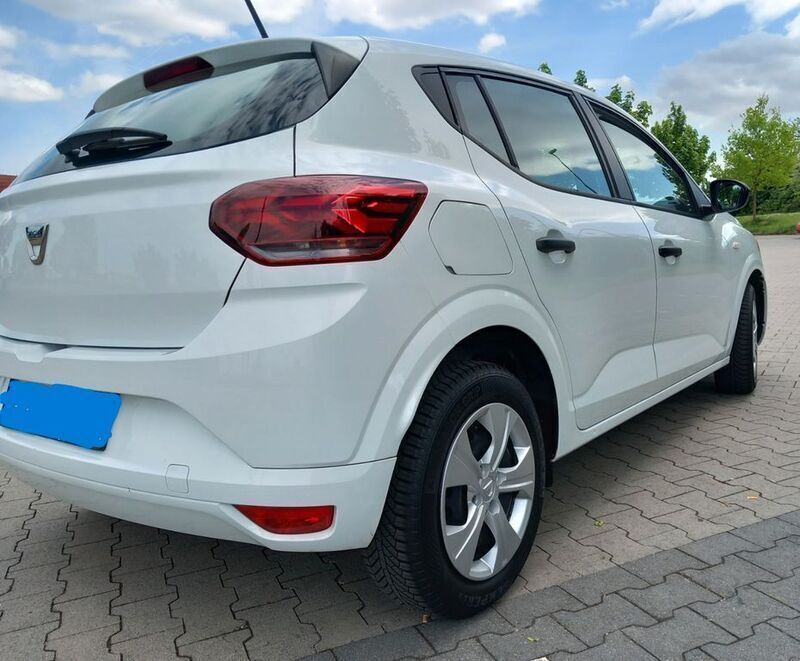 Gebraucht Dacia Sandero Comfort 67 PS (49 kW) 2021 Silber Kleinwagen