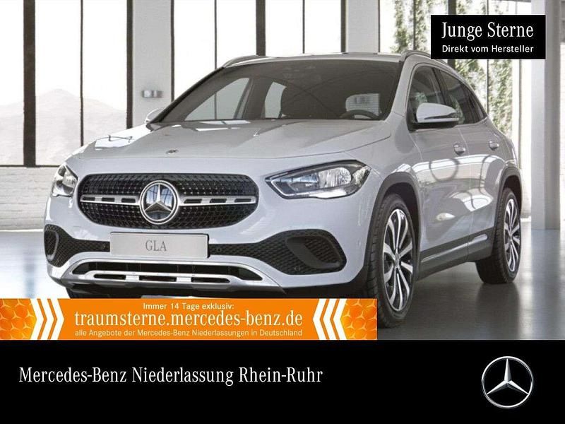 Polarweiß Gebraucht 2022 Mercedes GLA250 Progressive SUV | 33.890 € (Fairer Preis) - Bild 1/3