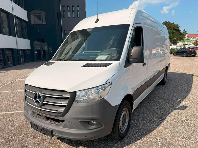 Gebraucht Mercedes Sprinter 150 PS (110 kW) 2021 Weiß Van