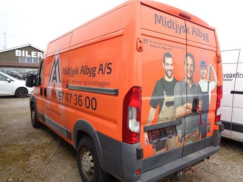 Gebraucht Fiat Ducato 131 PS (96 kW) 2015 Orange Van