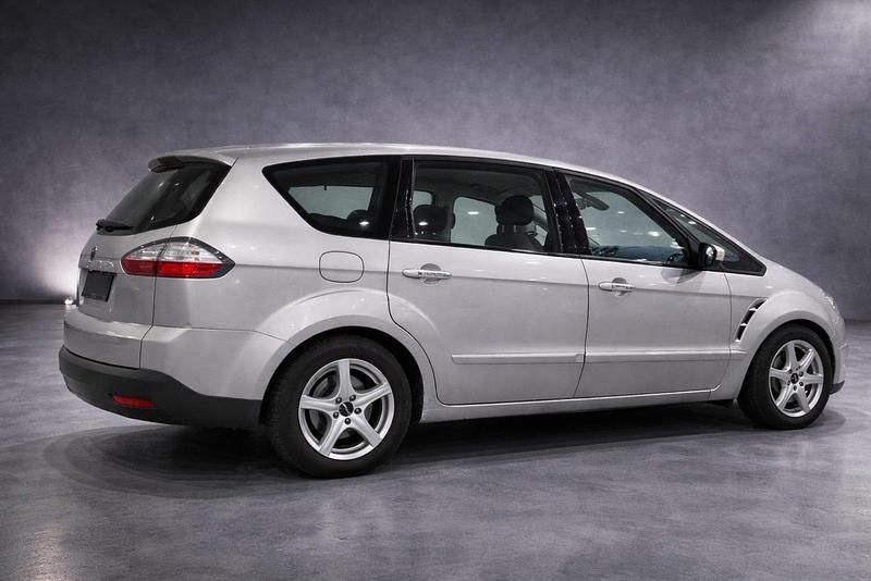 Gebraucht Ford S-MAX Titanium 145 PS (106 kW) 2008 Silber Van / Kleinbus
