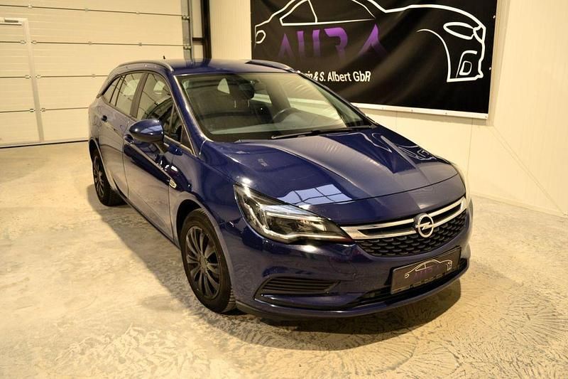 Blau Gebraucht 2017 Opel Astra Edition Kombi | 5.500 € (Fairer Preis) - Bild 1/4