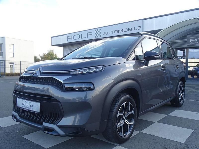 Grau grau/typ aussenverkleidung metallic (metallic) Gebraucht 2024 Citroën C3 Aircross SUV | 15.880 € (Fairer Preis) - Bild 1/4
