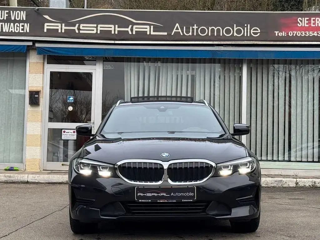 Usata BMW 318 Advantage 150 CV (110 kW) 2021 Nero Station wagon