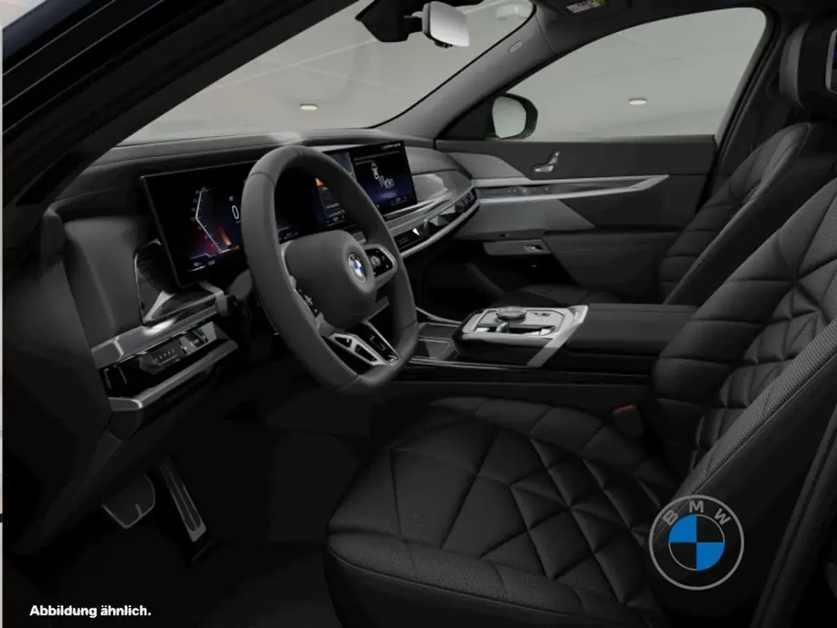 Gebraucht BMW 740 M Sport 299 PS (219 kW) 2025 Carbonschwarz Limousine
