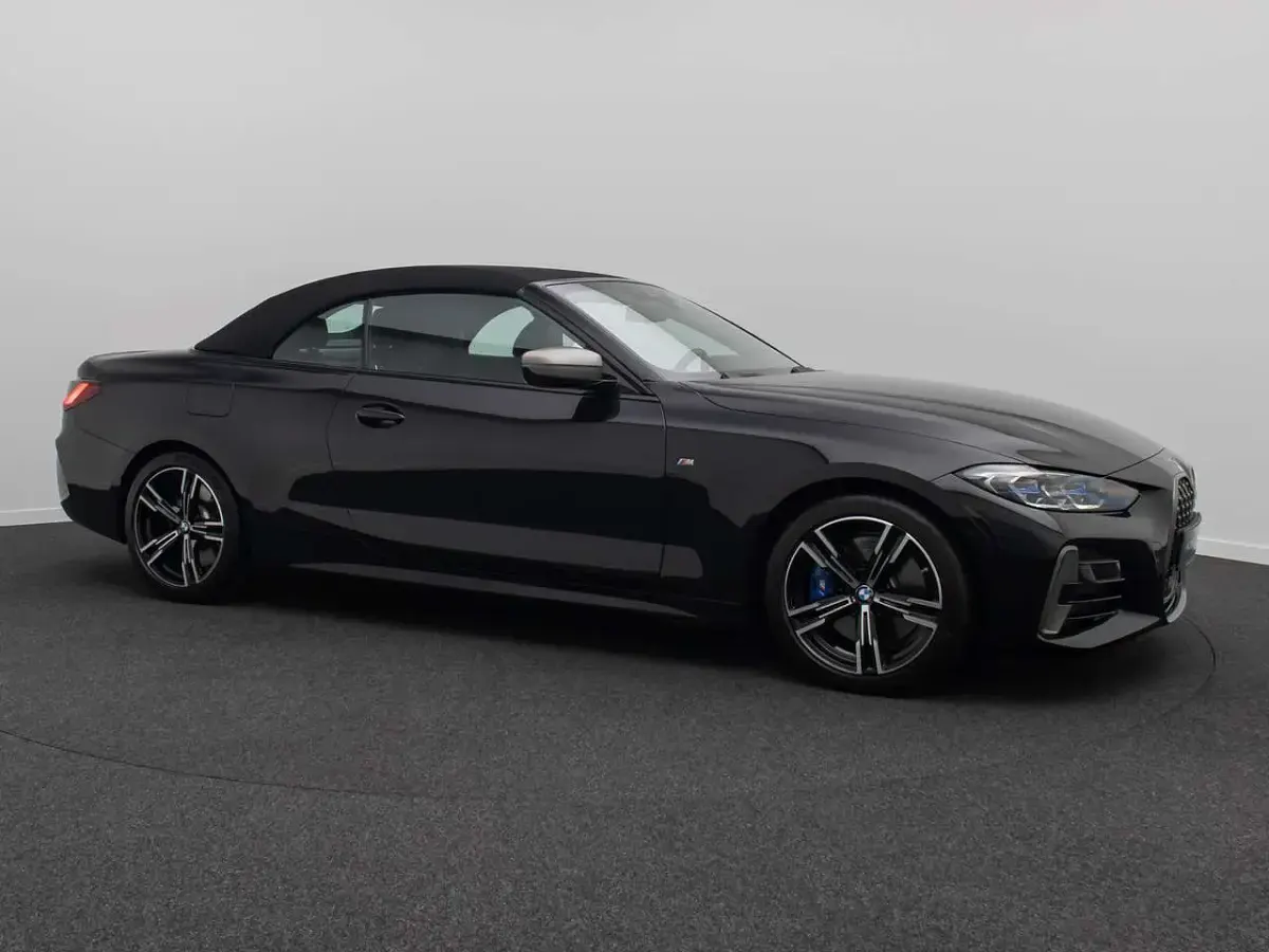 Gebraucht BMW 440 374 PS (275 kW) 2022 Saphirschwarz  475 Cabrio