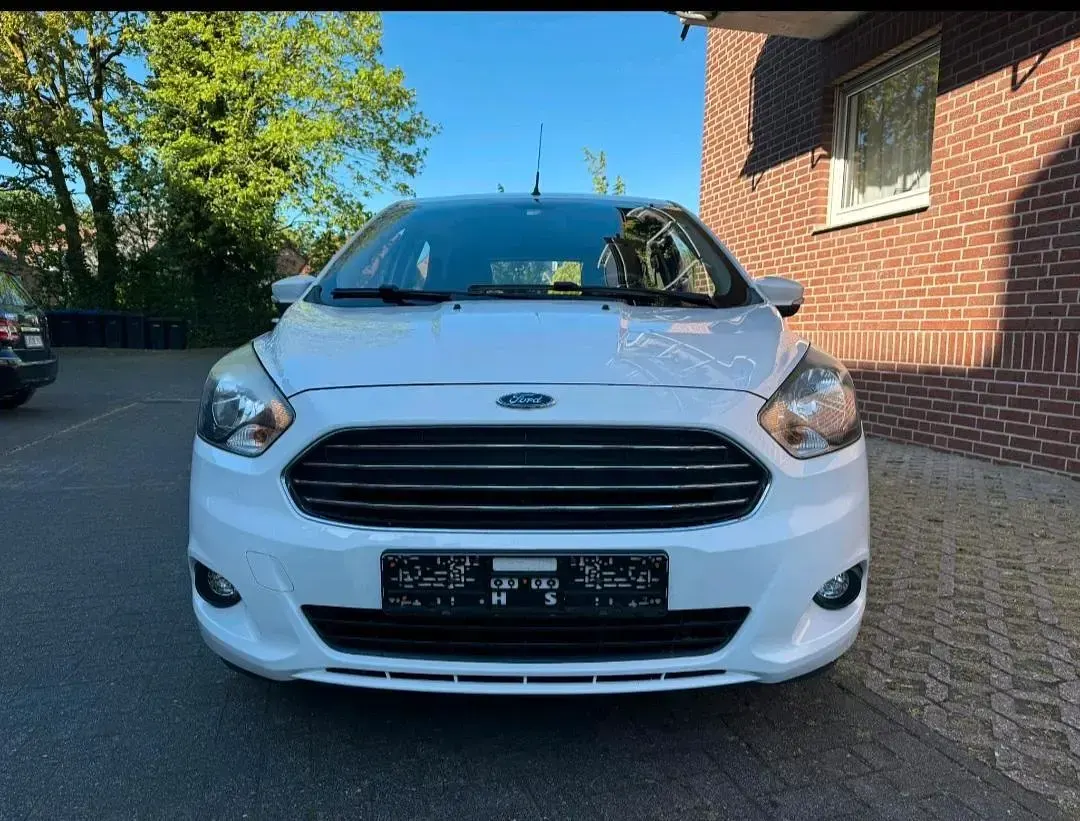 Usata Ford Ka 85 CV (62 kW) 2017 Bianco Berlina