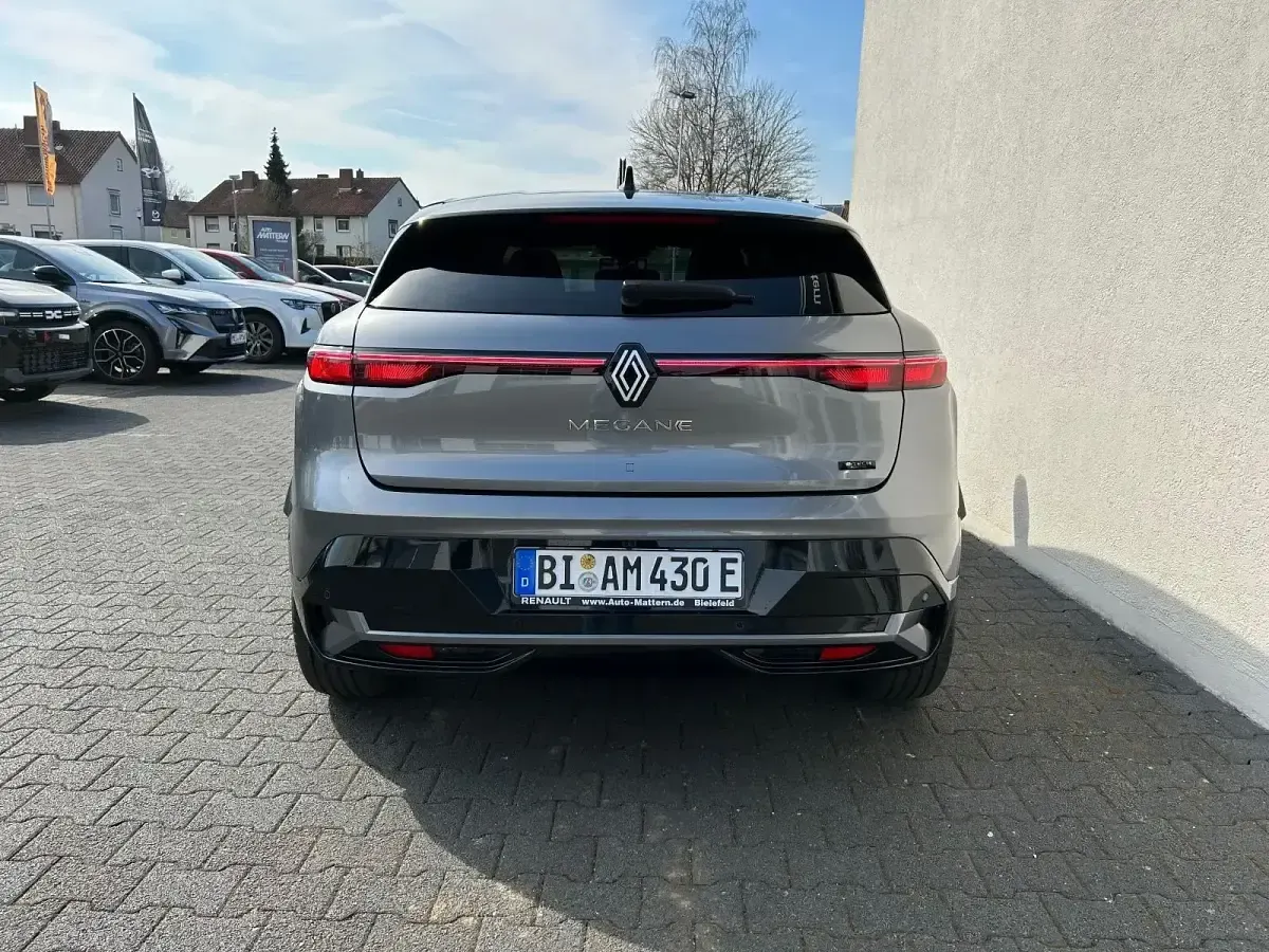 Occasion Renault Mégane Techno 117 kW (160 ch) 2024 Gris Berline