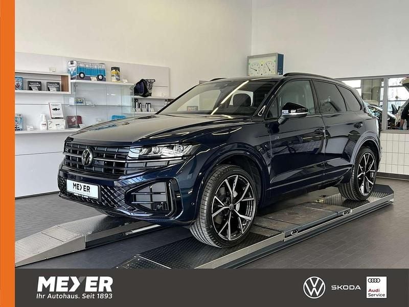 Blau Gebraucht 2025 VW Touareg R-line SUV | 84.890 € - Bild 1/4