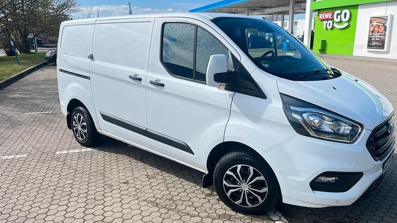 Używany Ford Transit 131 KM (96 kW) 2018 Biały Minivan