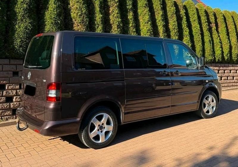 Gebraucht VW Multivan Sport 131 PS (96 kW) 2006 Braun Van