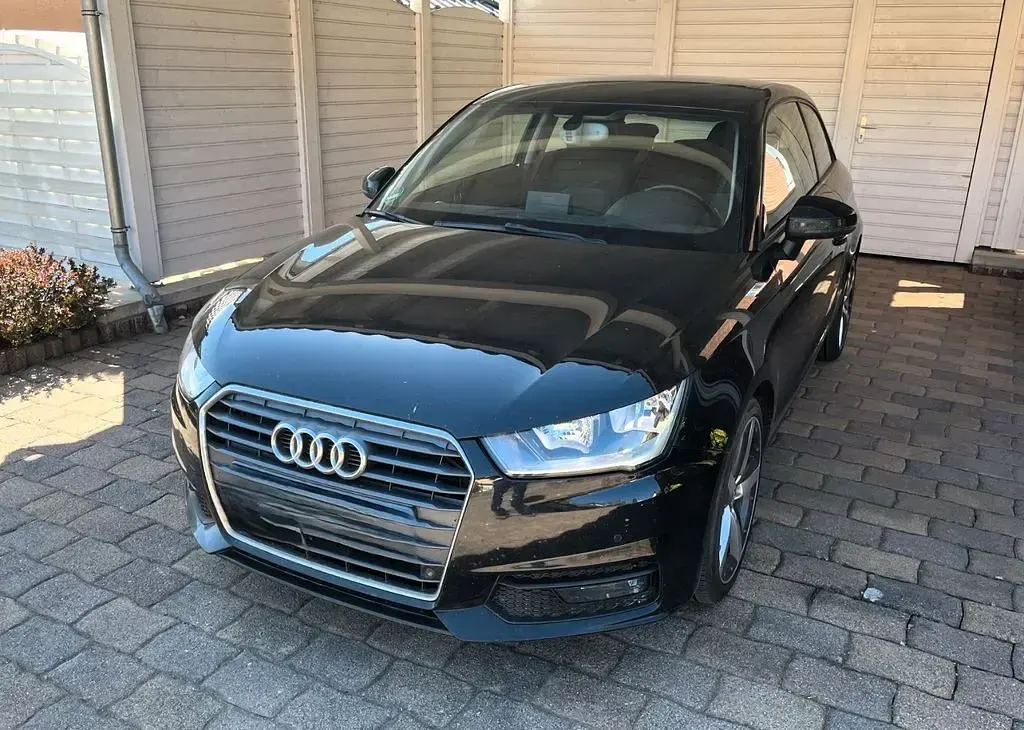 Usata Audi A1 116 CV (85 kW) 2016 Nero Utilitaria