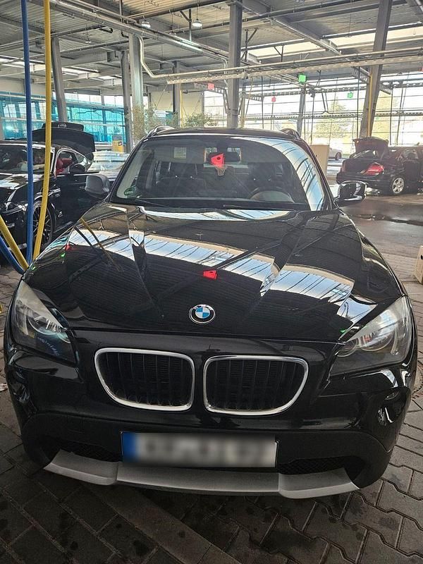 Gebraucht BMW X1 150 PS (110 kW) 2011 Schwarz SUV