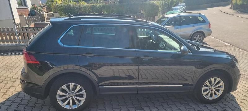Gebraucht VW Tiguan Comfortline 150 PS (110 kW) 2019 Schwarz SUV