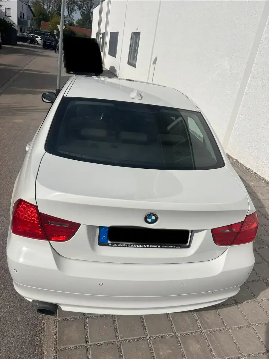 Usata BMW 320 170 CV (125 kW) 2009 Bianco Berlina