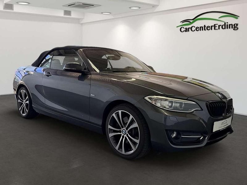 Gebraucht BMW 230 Sport Line 252 PS (185 kW) 2017 Mineralgrau metallic Cabrio