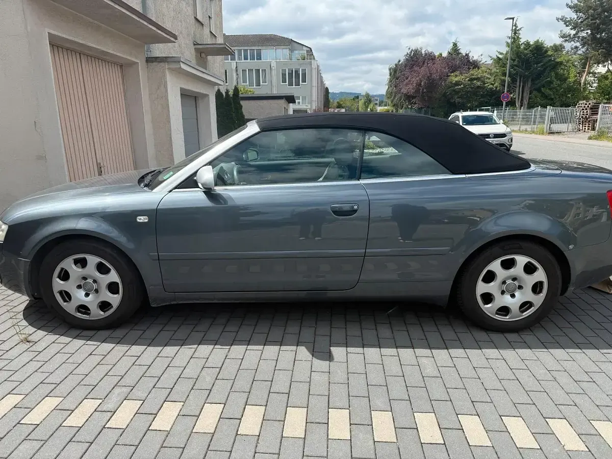 Gebraucht Audi A4 Cabriolet Comfort 220 PS (161 kW) 2002 Grau Cabrio