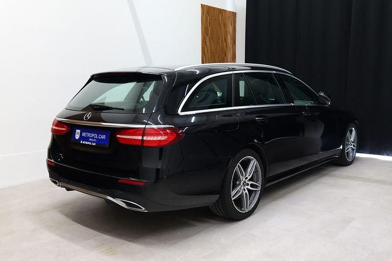Gebraucht Mercedes E350 AMG line 258 PS (189 kW) 2017 Schwarz Kombi
