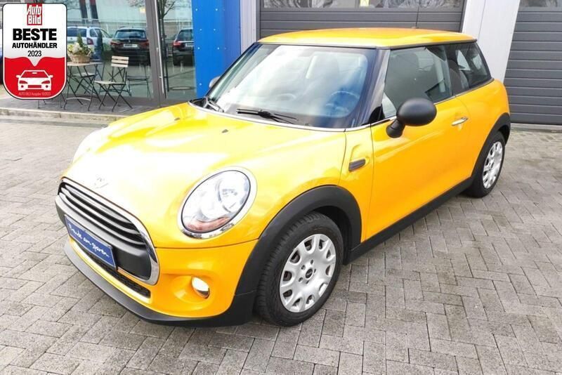 Gebraucht Mini ONE 102 PS (75 kW) 2016 Orange (volcanic orange) Kleinwagen