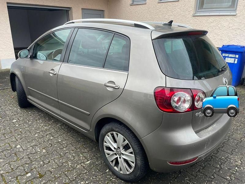 Gebraucht VW Golf Plus Cross Life 122 PS (89 kW) 2013 Gold Van / Kleinbus
