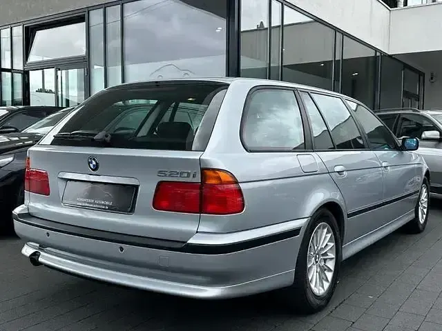 Gebraucht BMW 520 Shadowline 150 PS (110 kW) 1998 Silber Kombi
